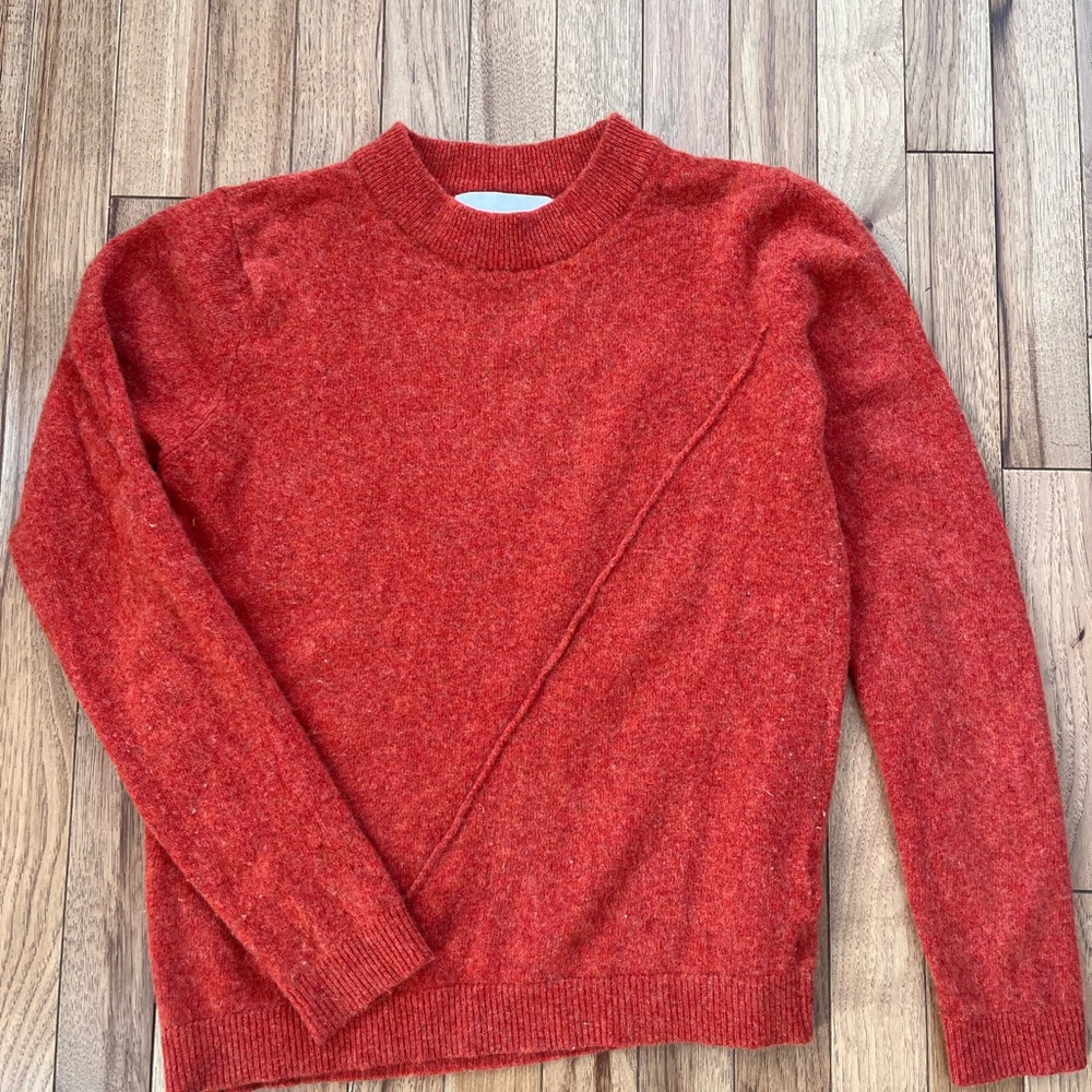 Elegant Red Women's Crew Neck Sweater